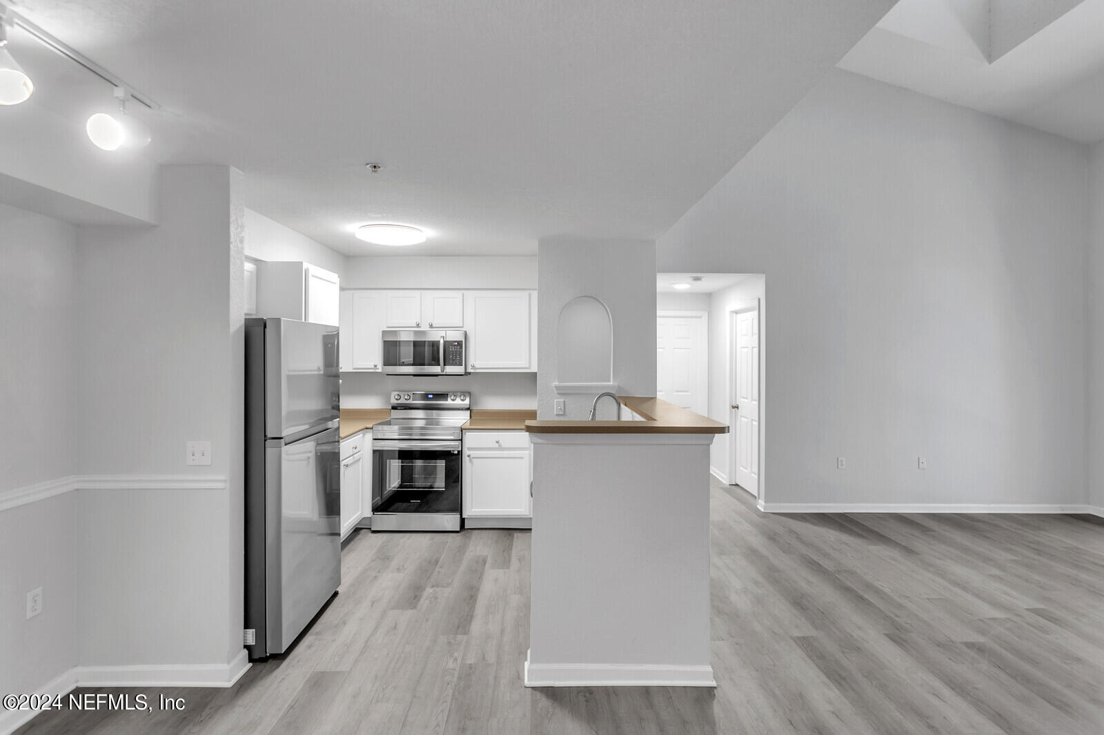 8550 TOUCHTON Road, 1222