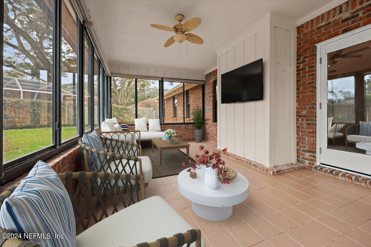 2236 STAGGERBUSH Drive