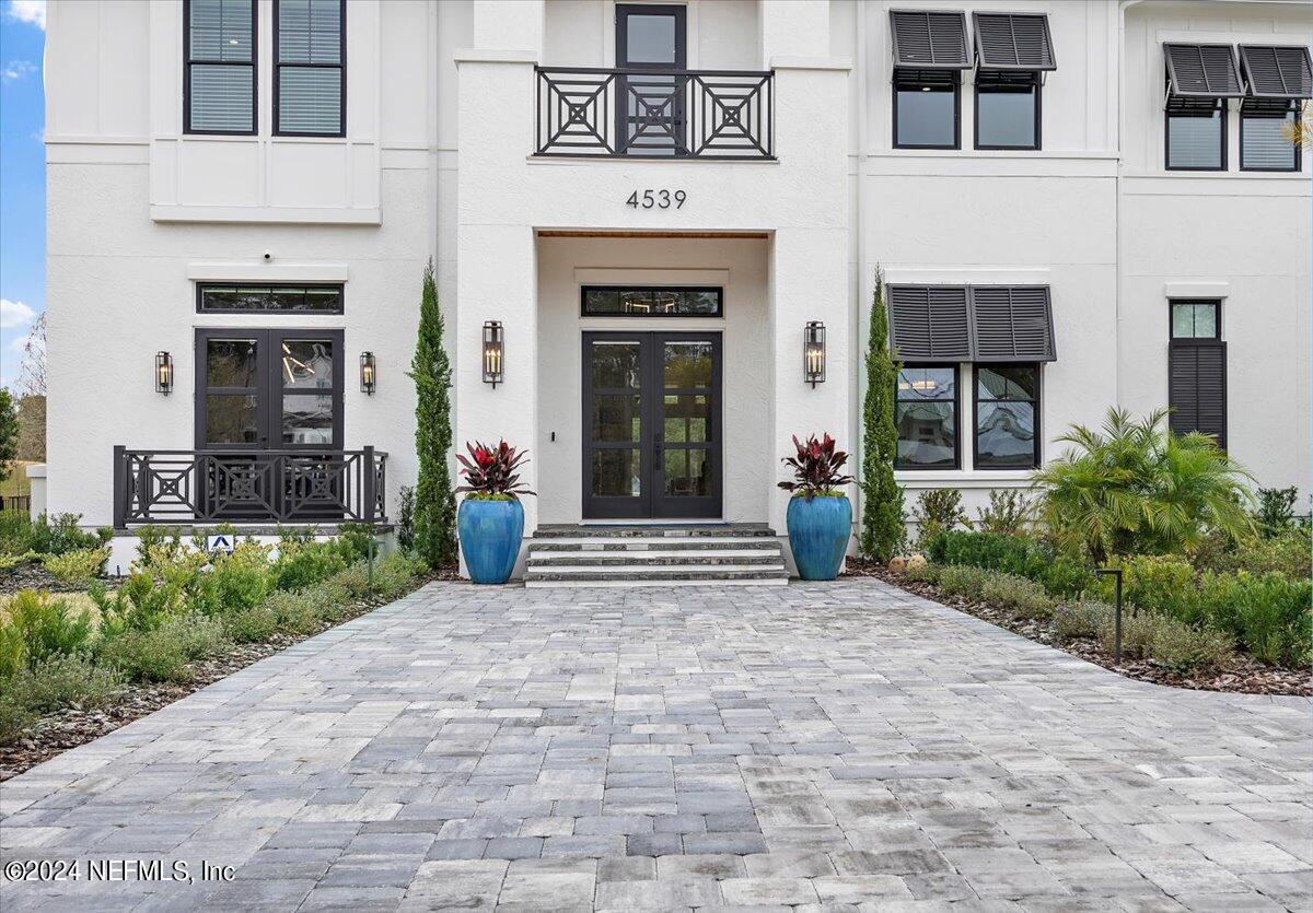 4539 HUNTERSTON Lane