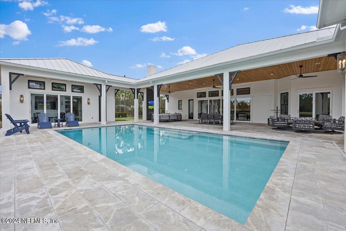 4539 HUNTERSTON Lane