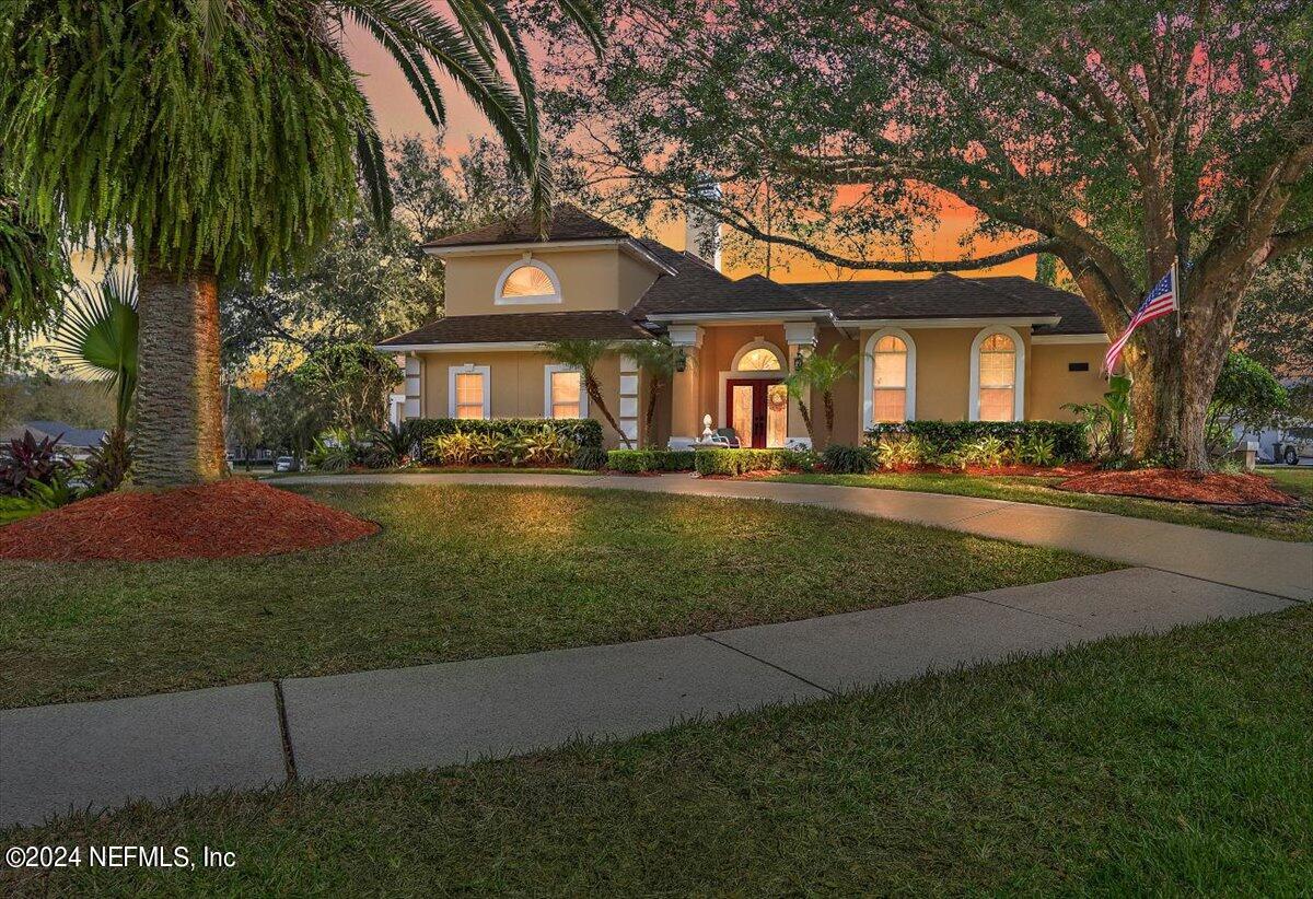 1217 EDGEWATER Drive