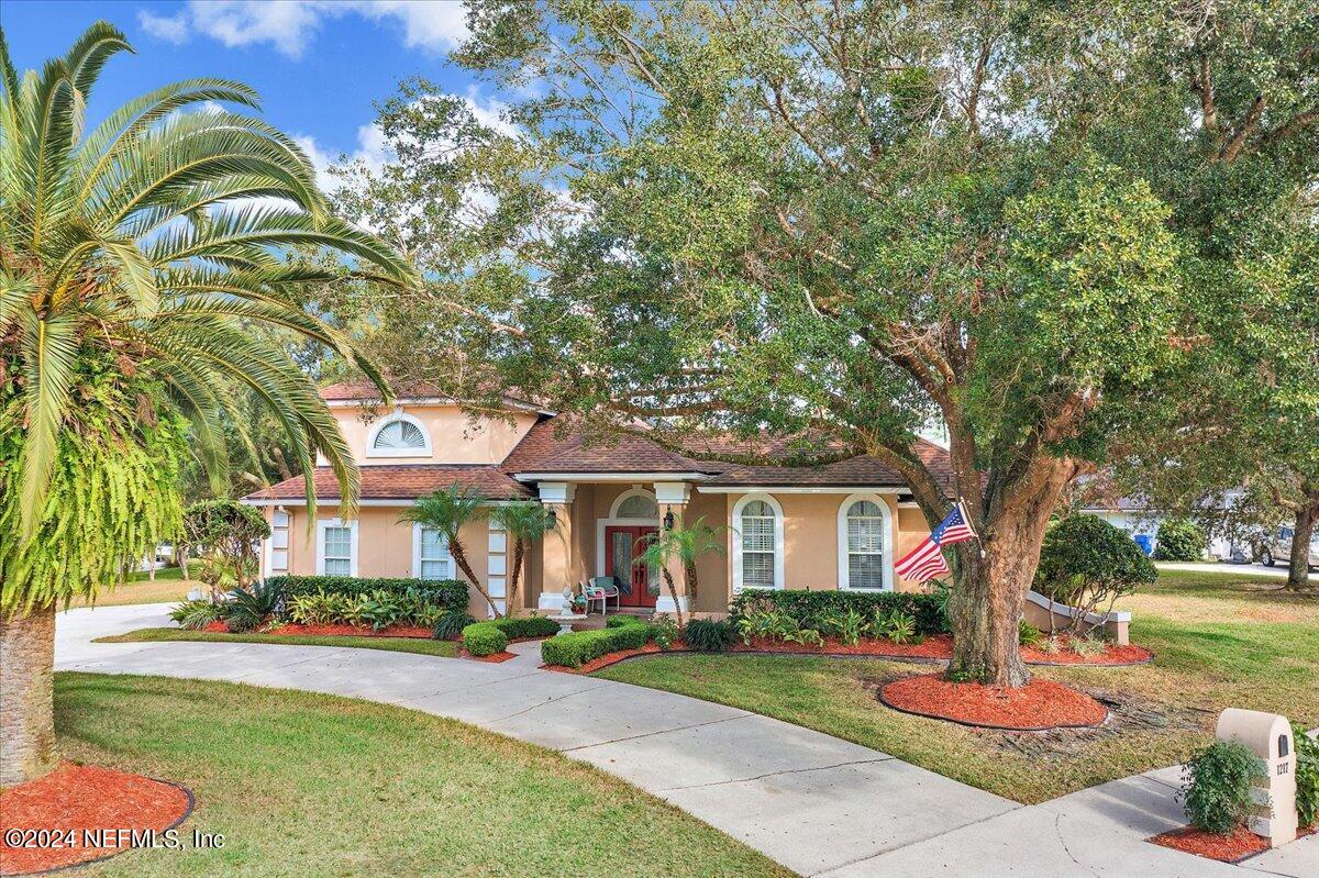 1217 EDGEWATER Drive