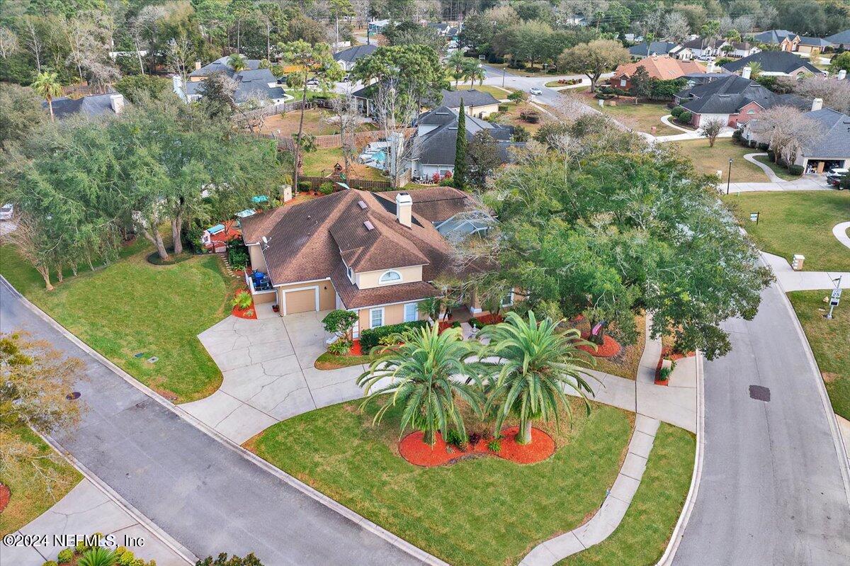 1217 EDGEWATER Drive