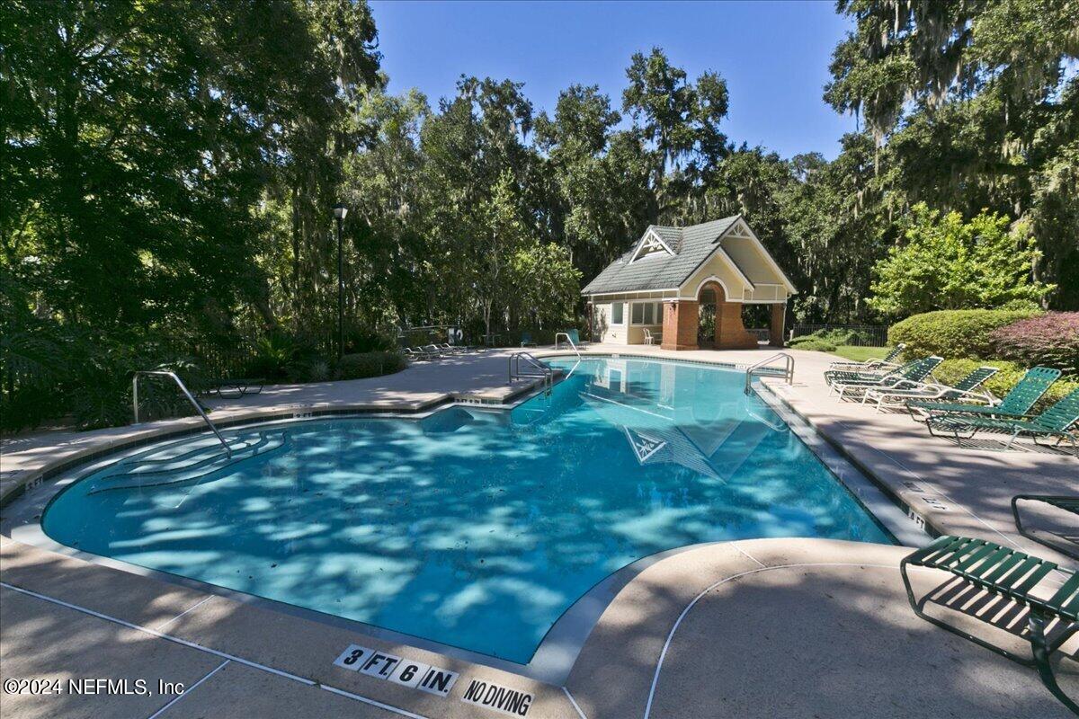 1217 EDGEWATER Drive