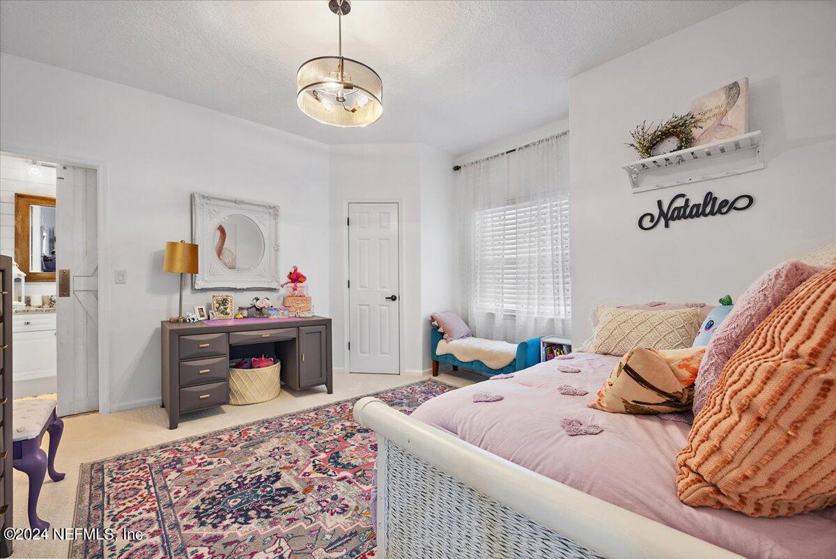 1217 EDGEWATER Drive