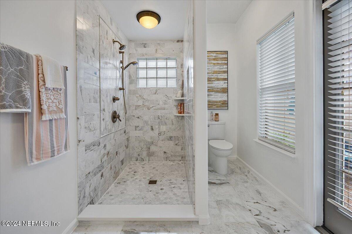 1217 EDGEWATER Drive