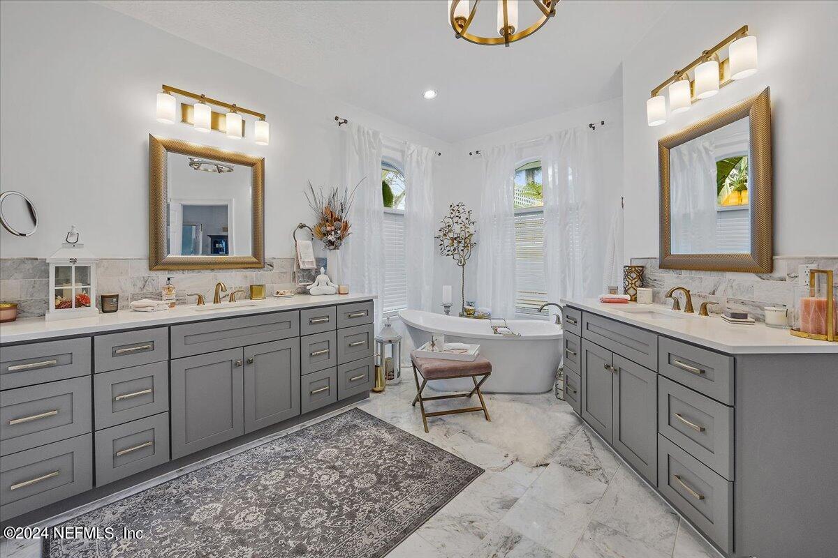 1217 EDGEWATER Drive