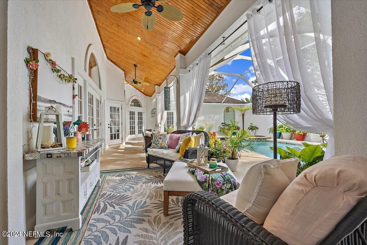 1217 EDGEWATER Drive