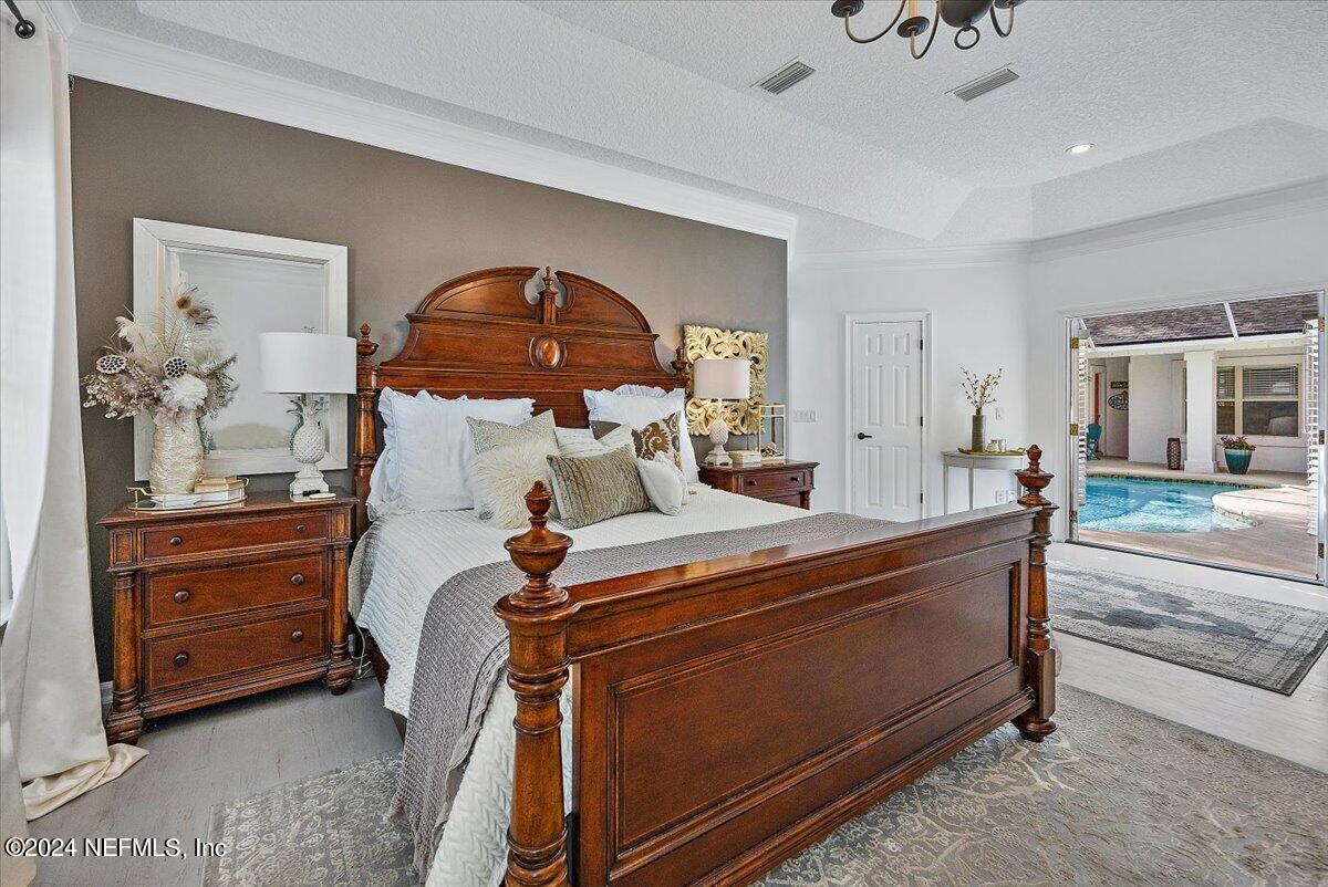 1217 EDGEWATER Drive