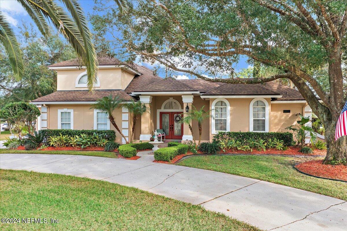 1217 EDGEWATER Drive