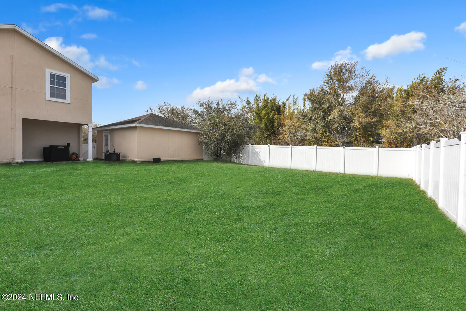 15 S TWIN MAPLE Road