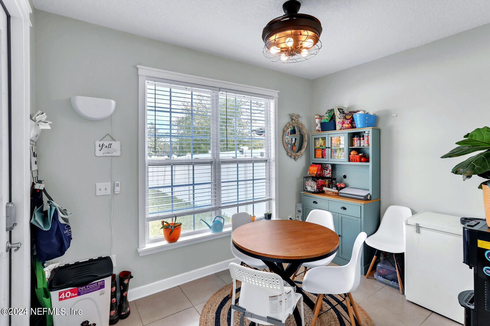 15 S TWIN MAPLE Road