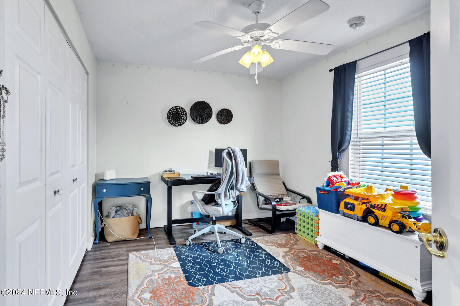 15 S TWIN MAPLE Road