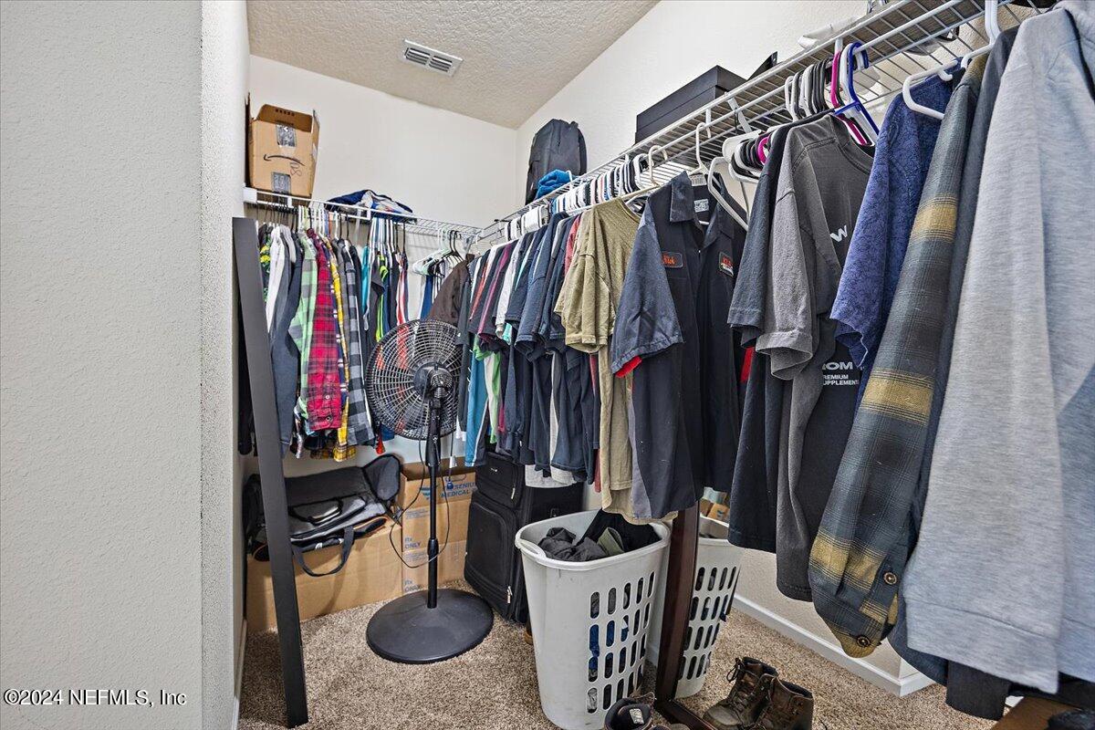 2101 PEBBLE POINT Drive