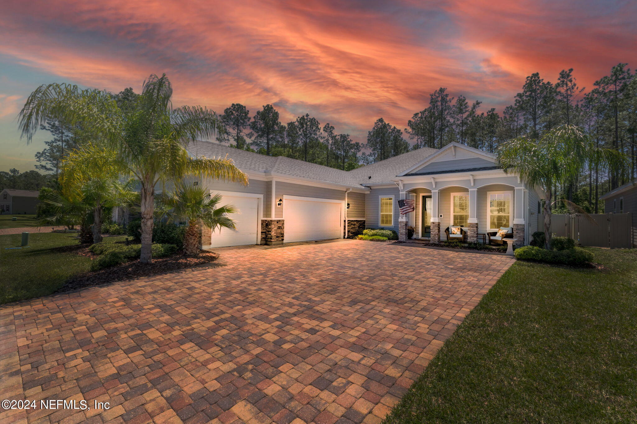 640 GLORIETA Drive