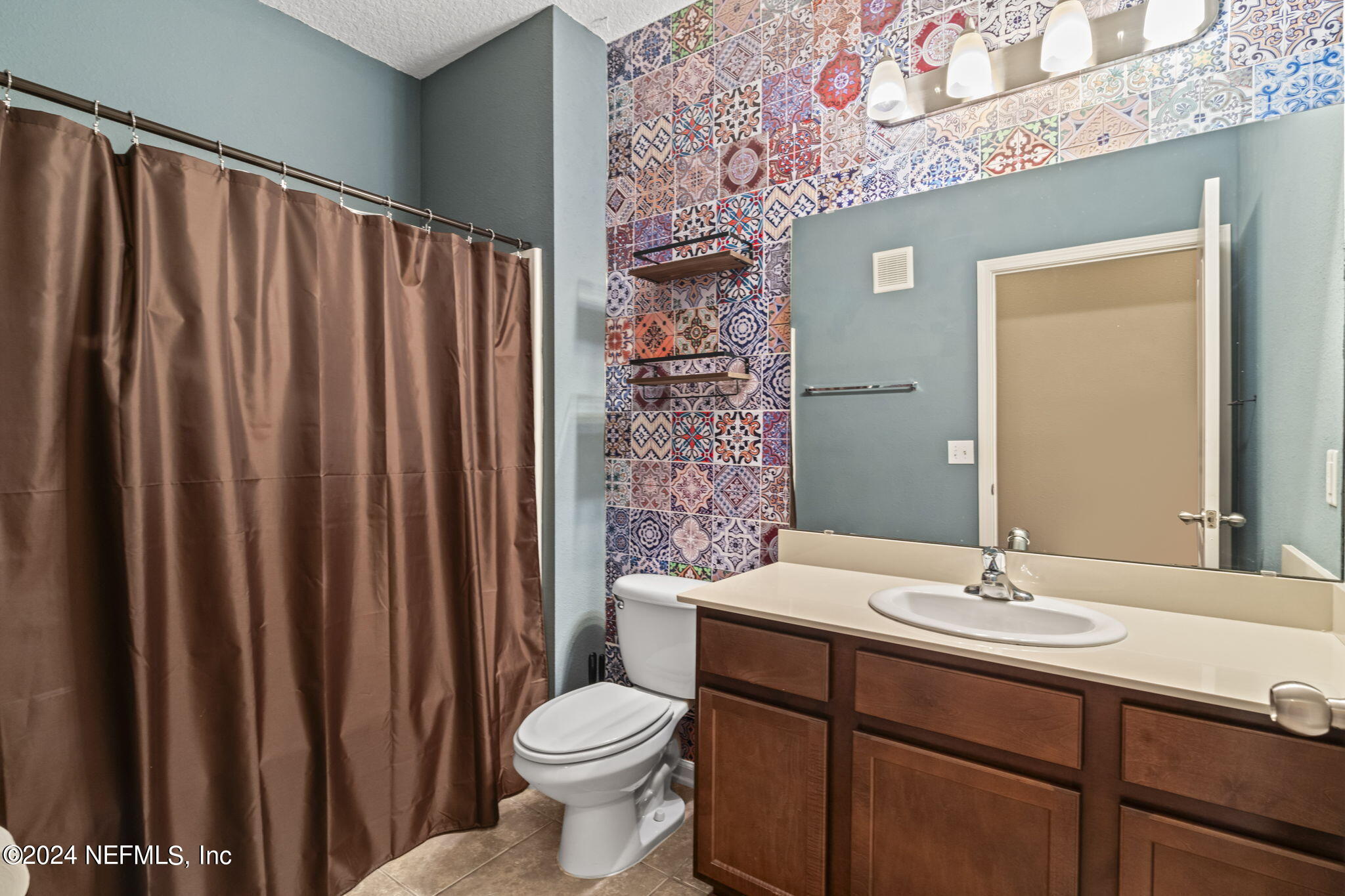 4911 KEY LIME Drive, 204