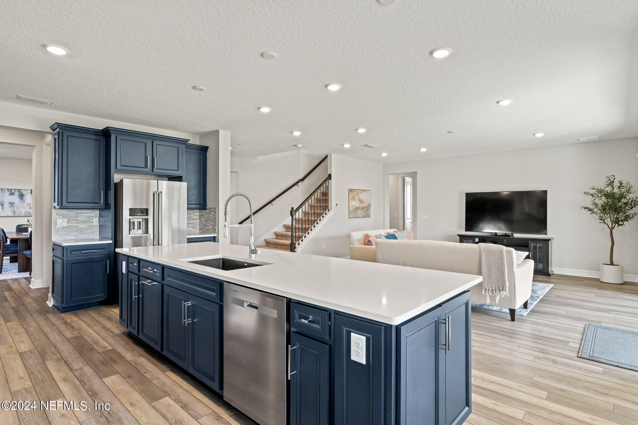 220 SUNDOWN COVEY Trail