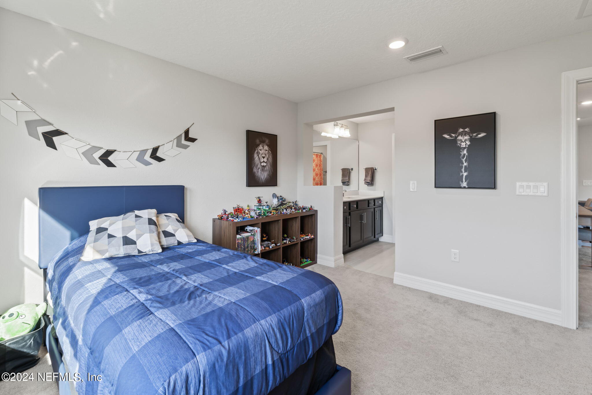 220 SUNDOWN COVEY Trail