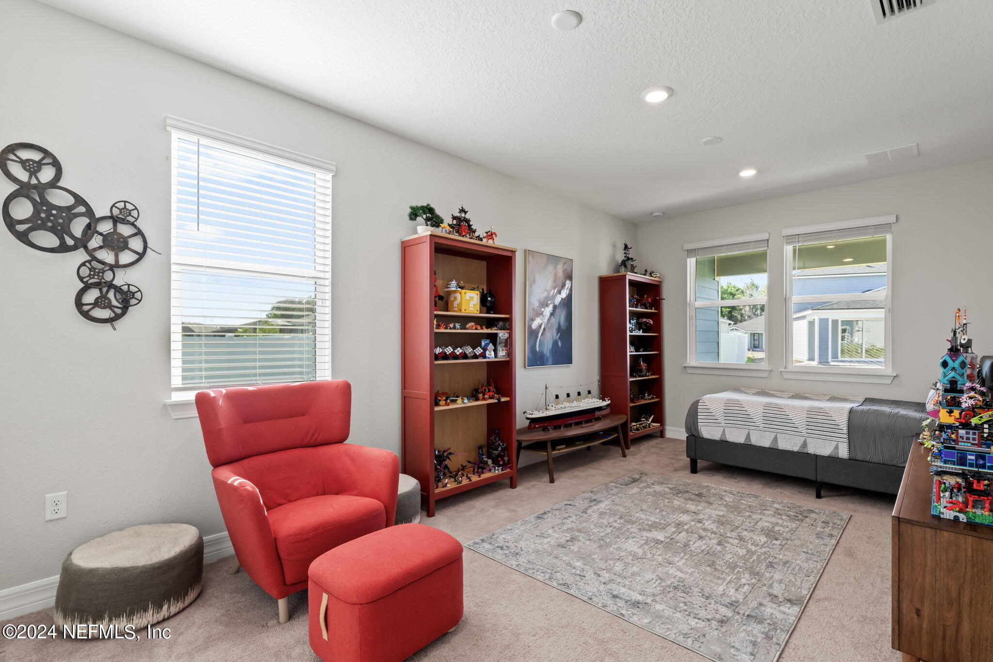 220 SUNDOWN COVEY Trail