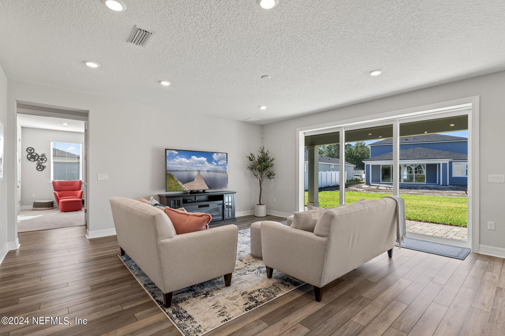 220 SUNDOWN COVEY Trail