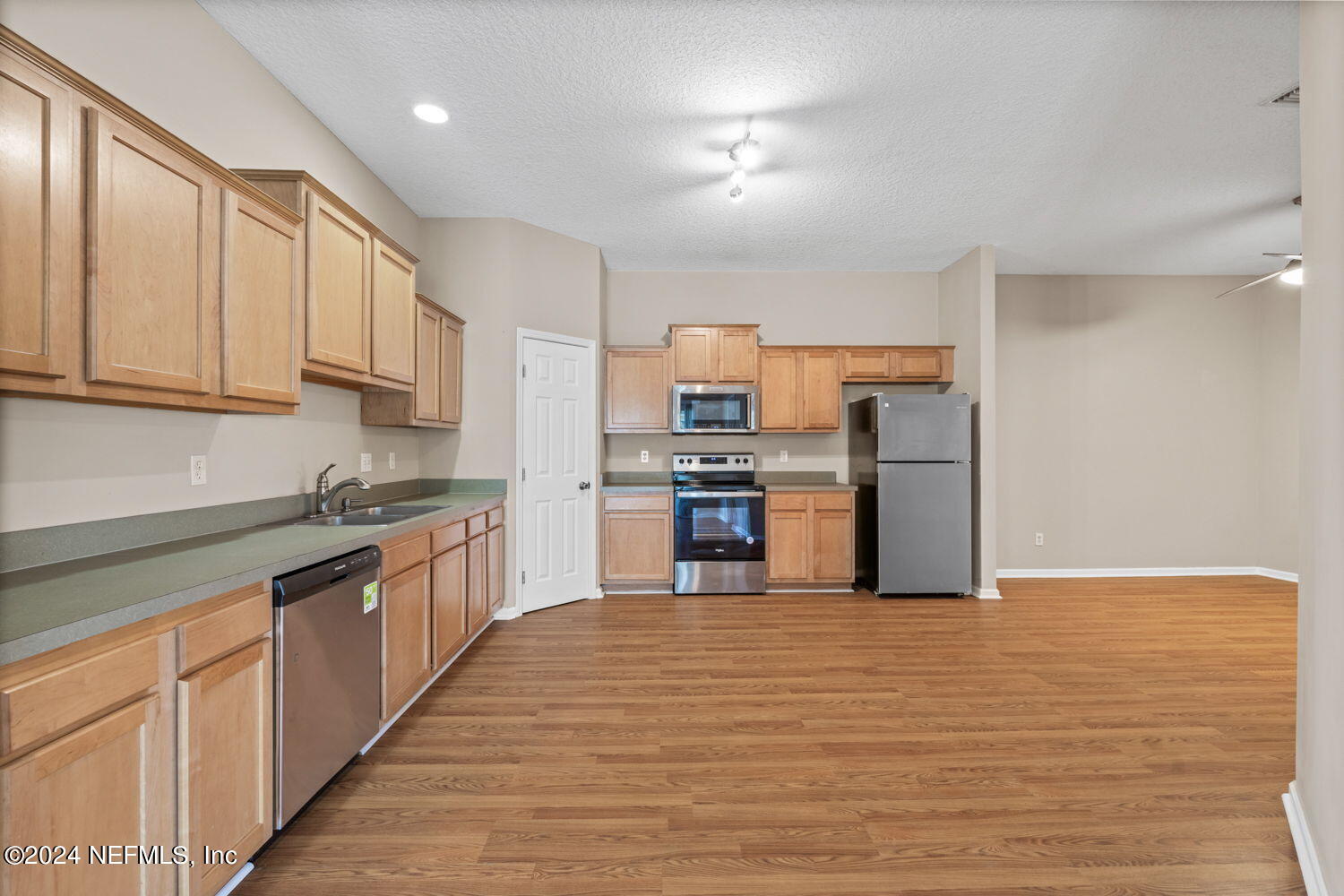 8601 JULIA MARIE Circle