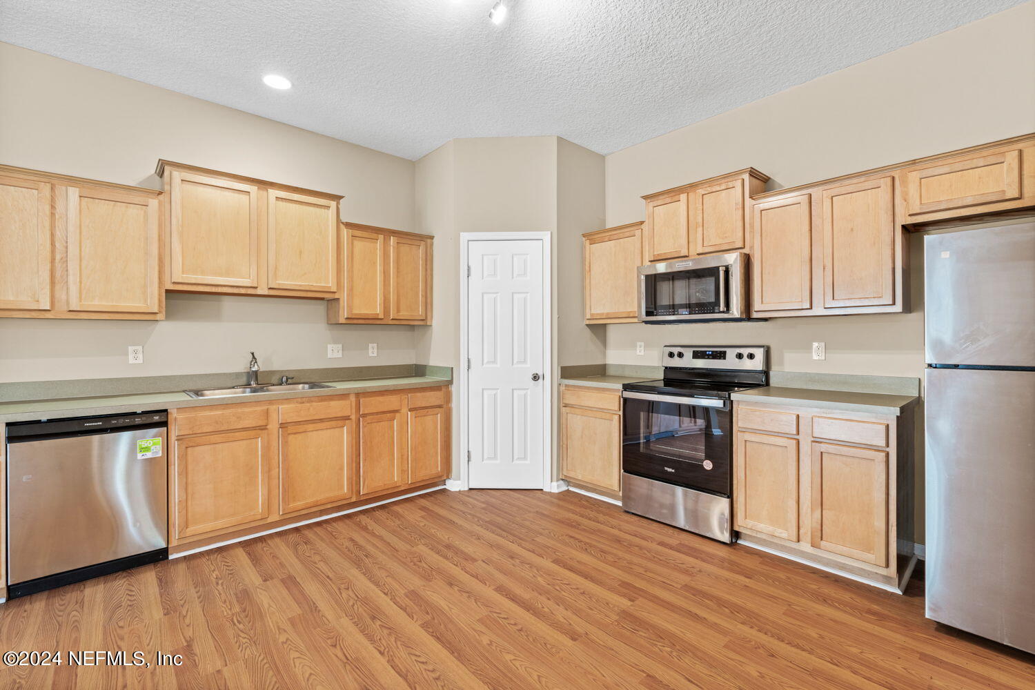 8601 JULIA MARIE Circle