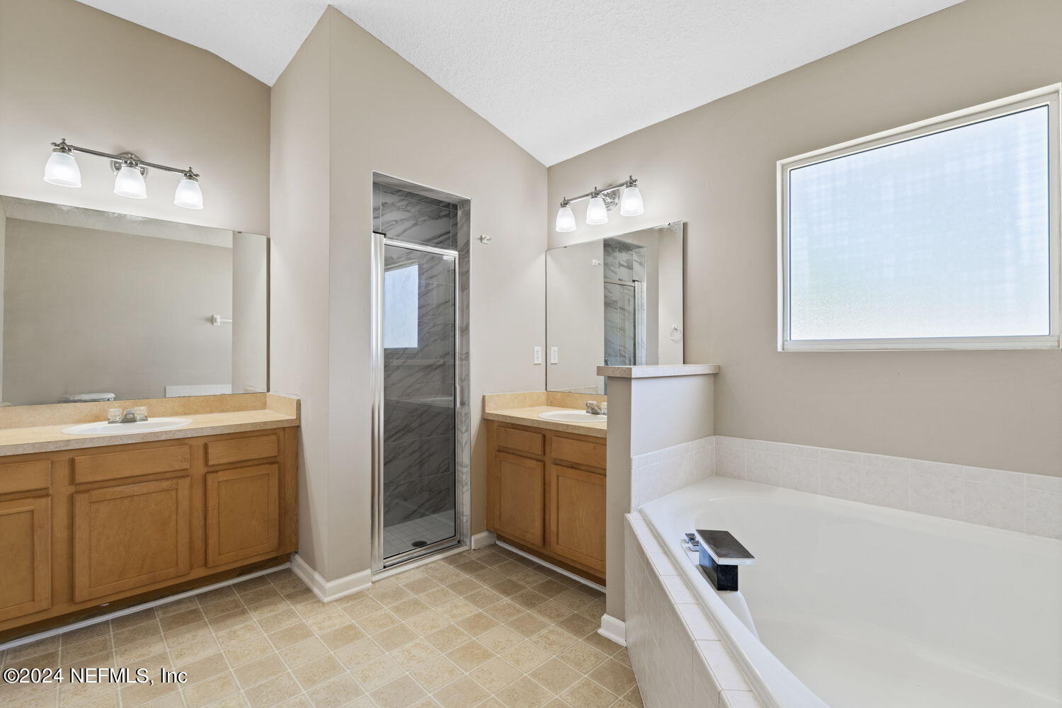 8601 JULIA MARIE Circle