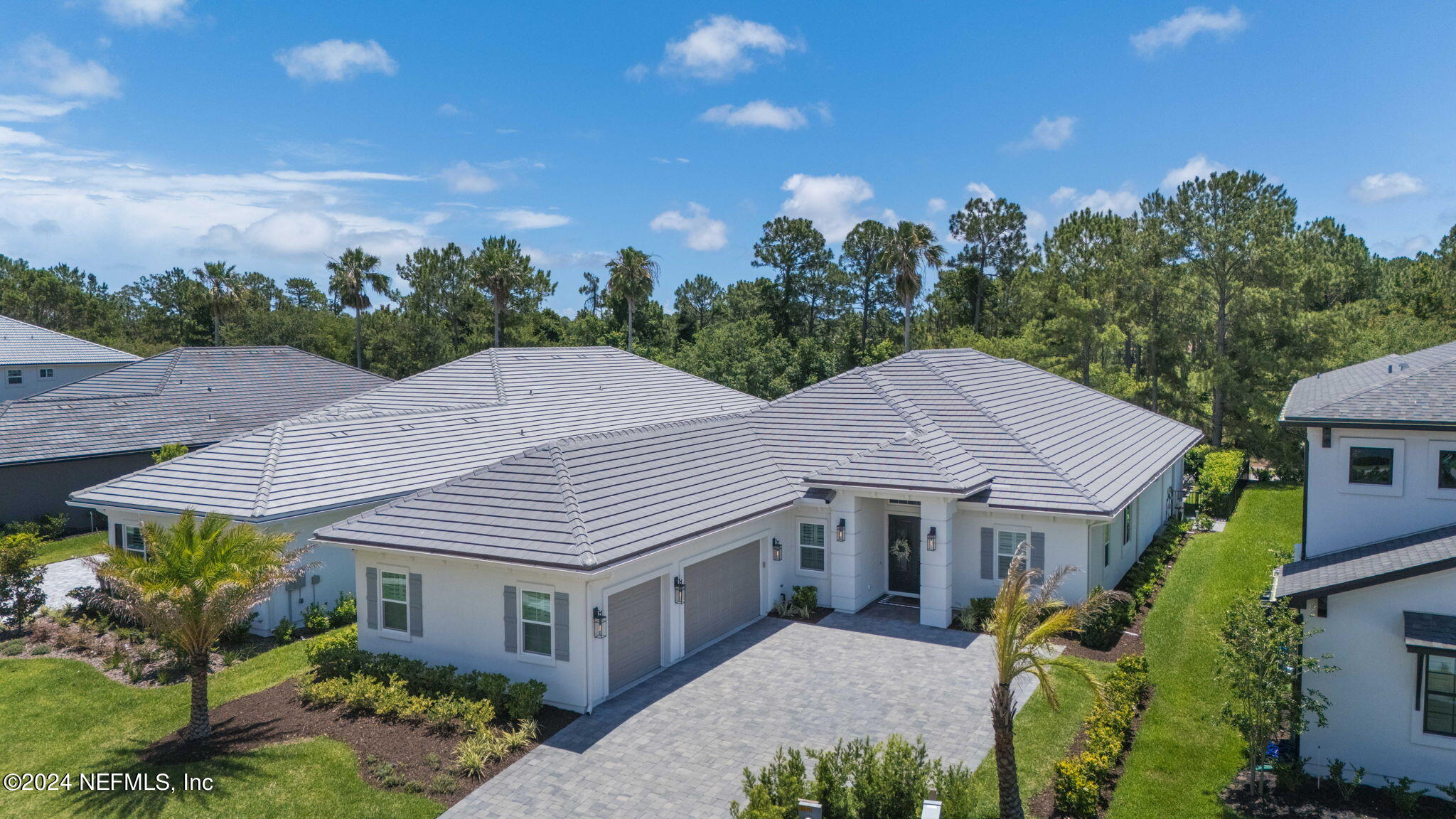 401 LACOSTA VILLA Court