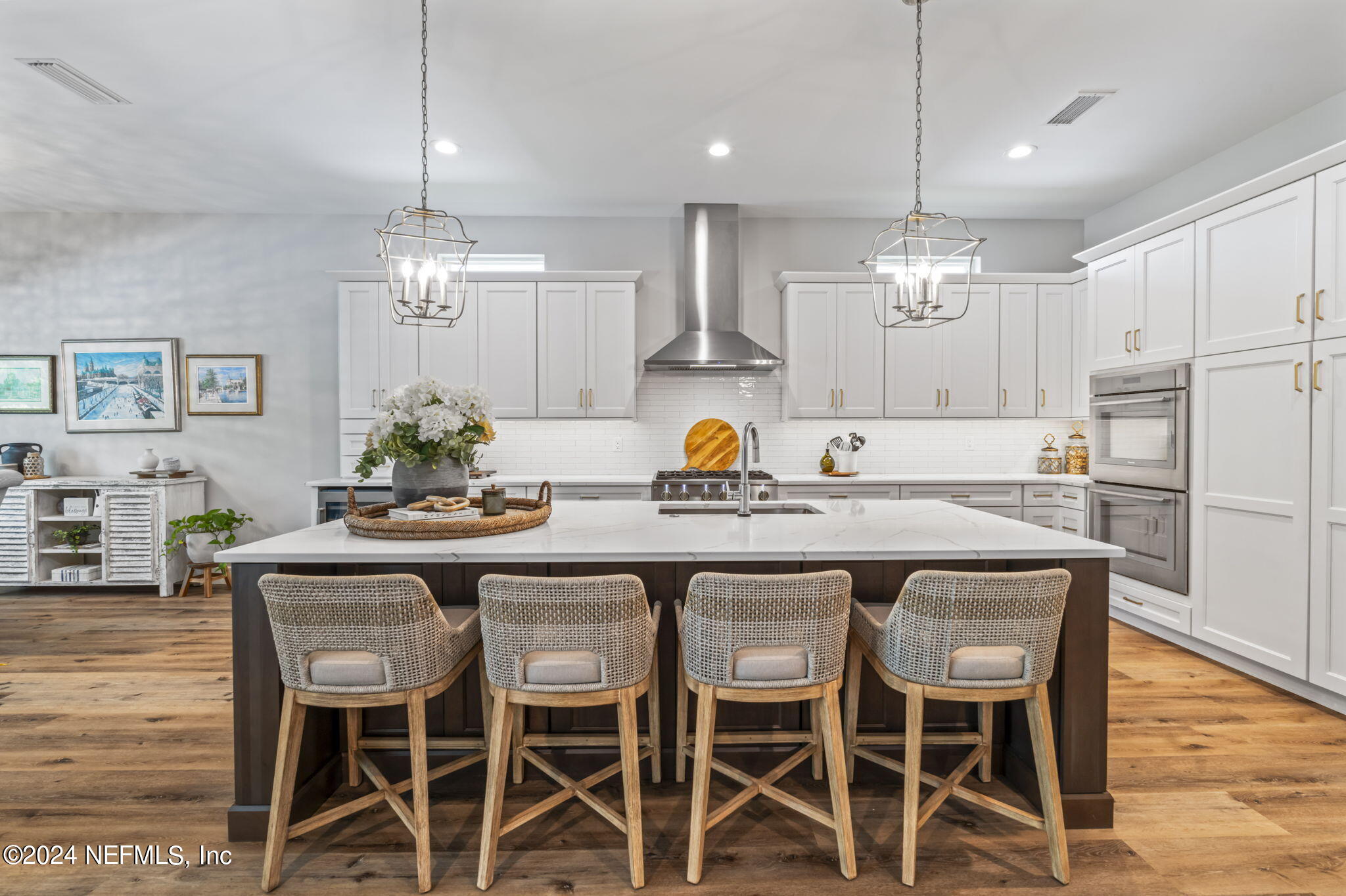 401 LACOSTA VILLA Court