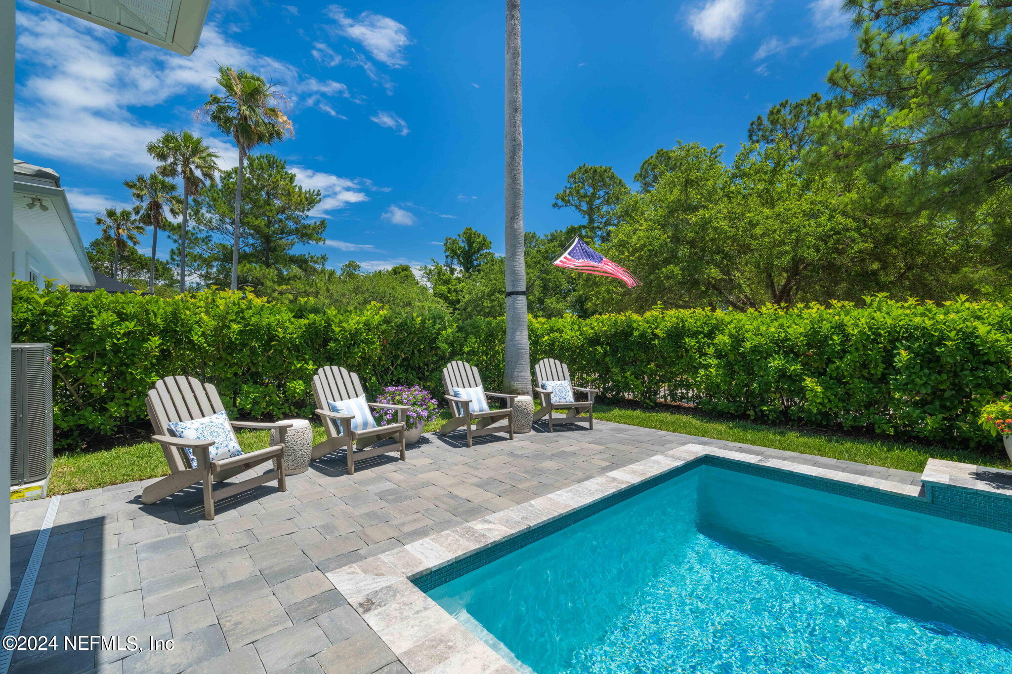 401 LACOSTA VILLA Court