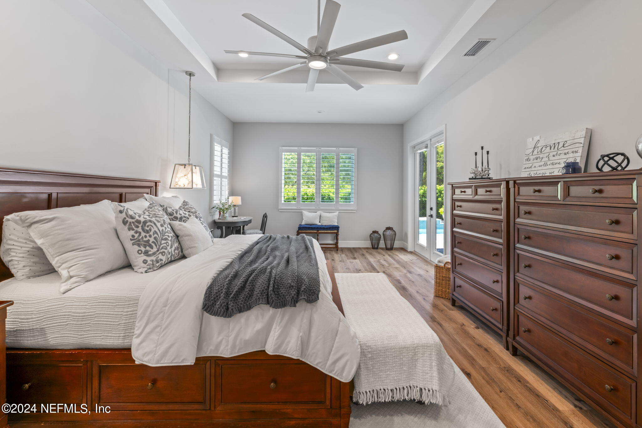 401 LACOSTA VILLA Court