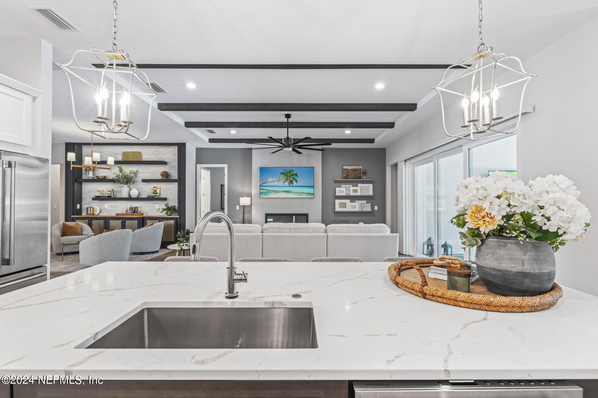 401 LACOSTA VILLA Court