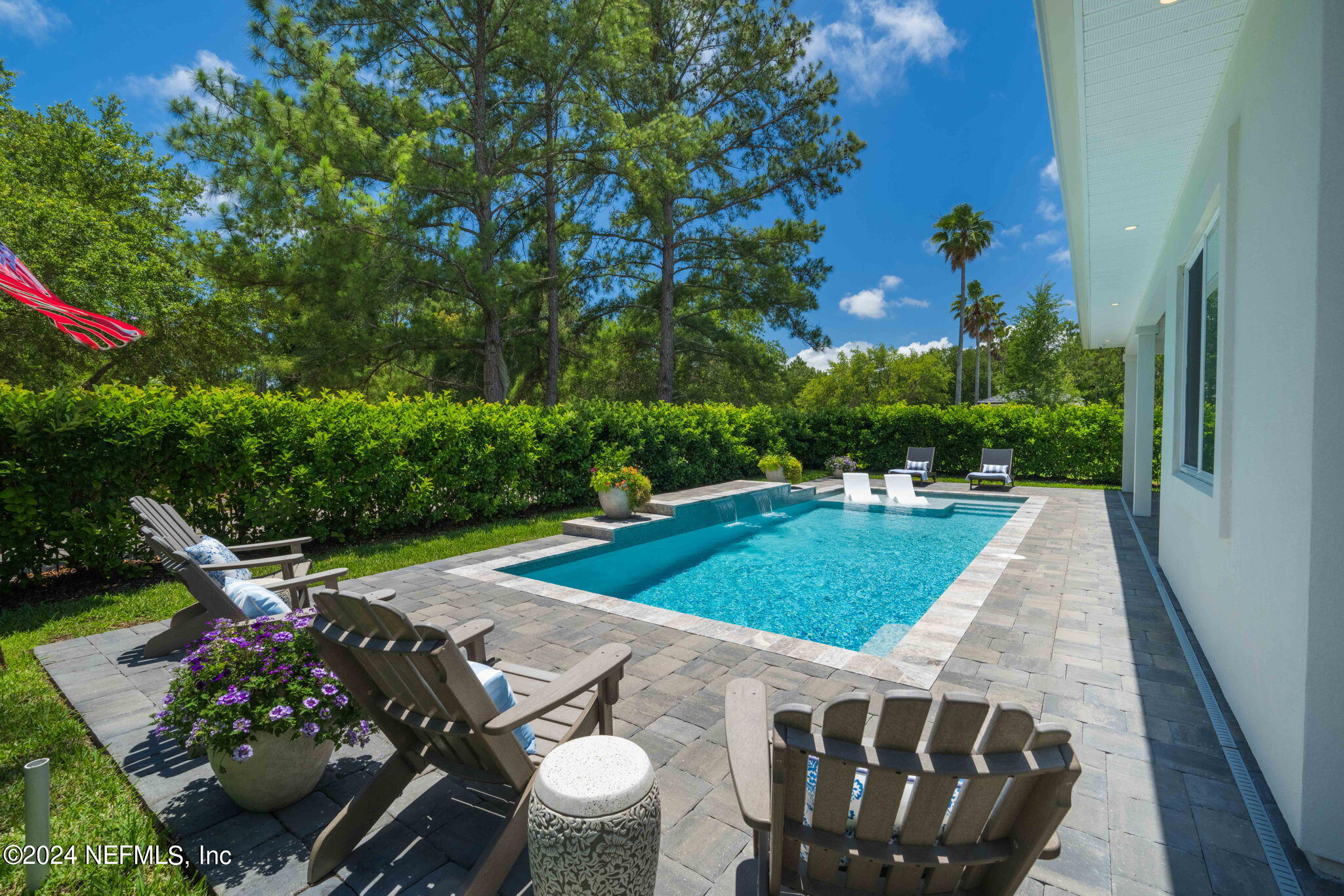 401 LACOSTA VILLA Court