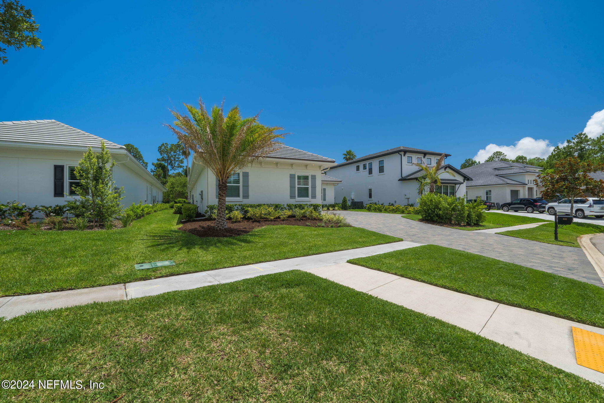 401 LACOSTA VILLA Court