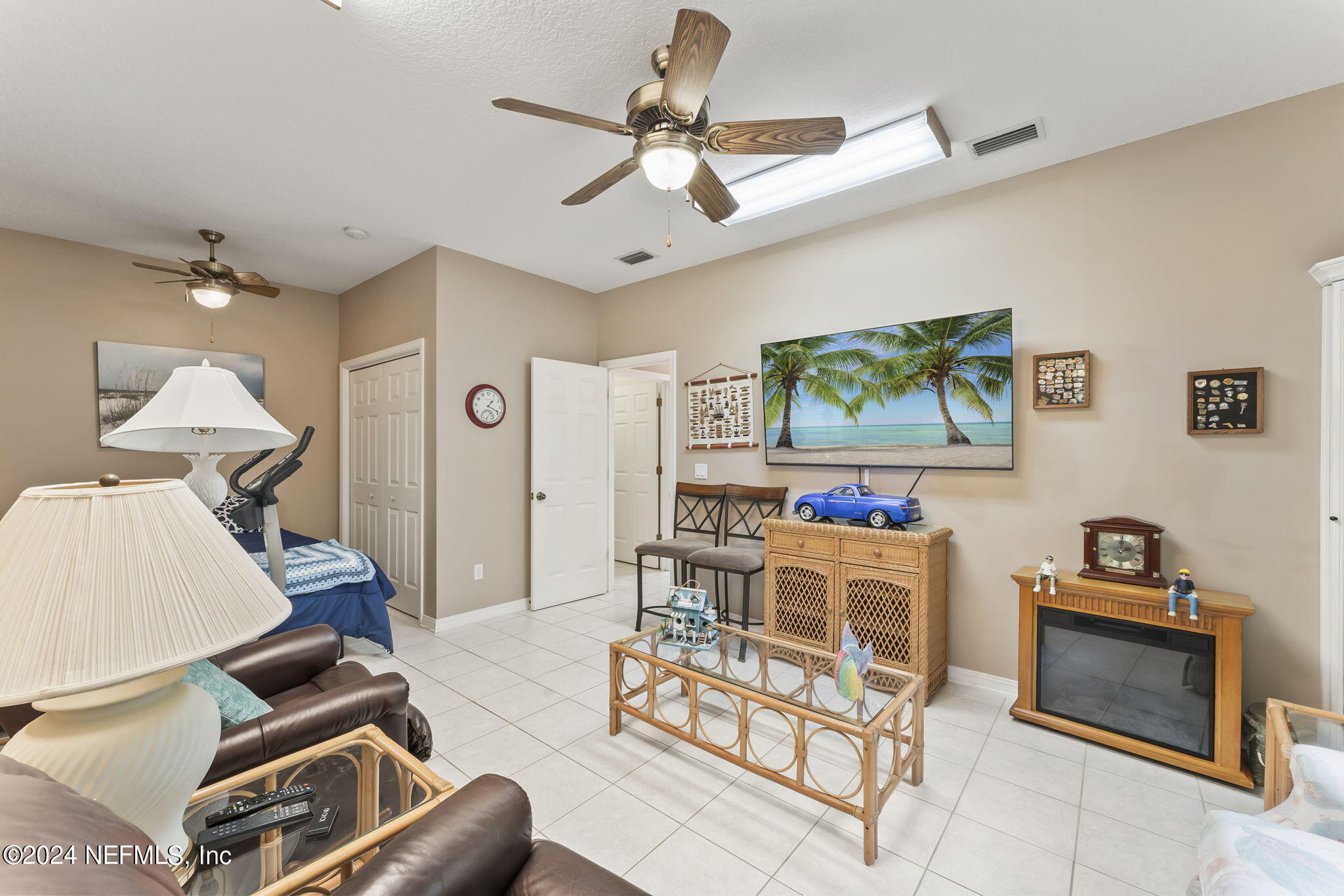 1743 PLAINFIELD Avenue