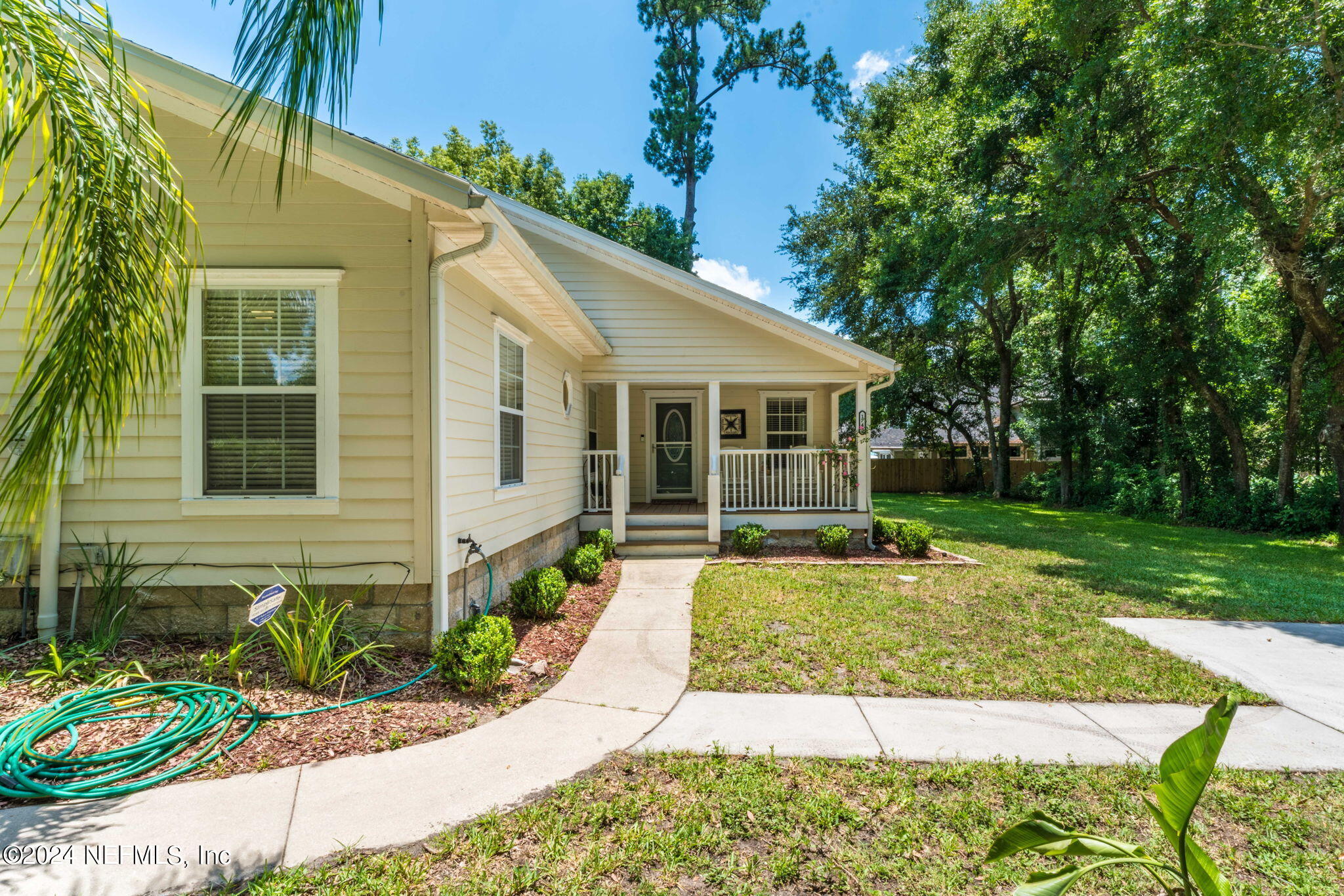 1743 PLAINFIELD Avenue