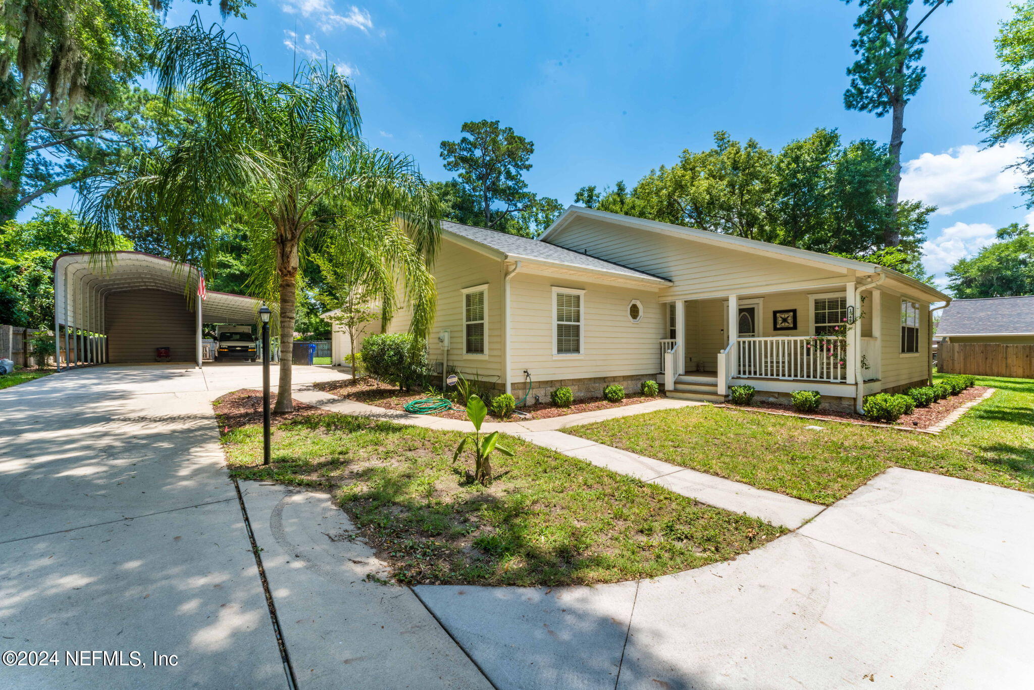 1743 PLAINFIELD Avenue