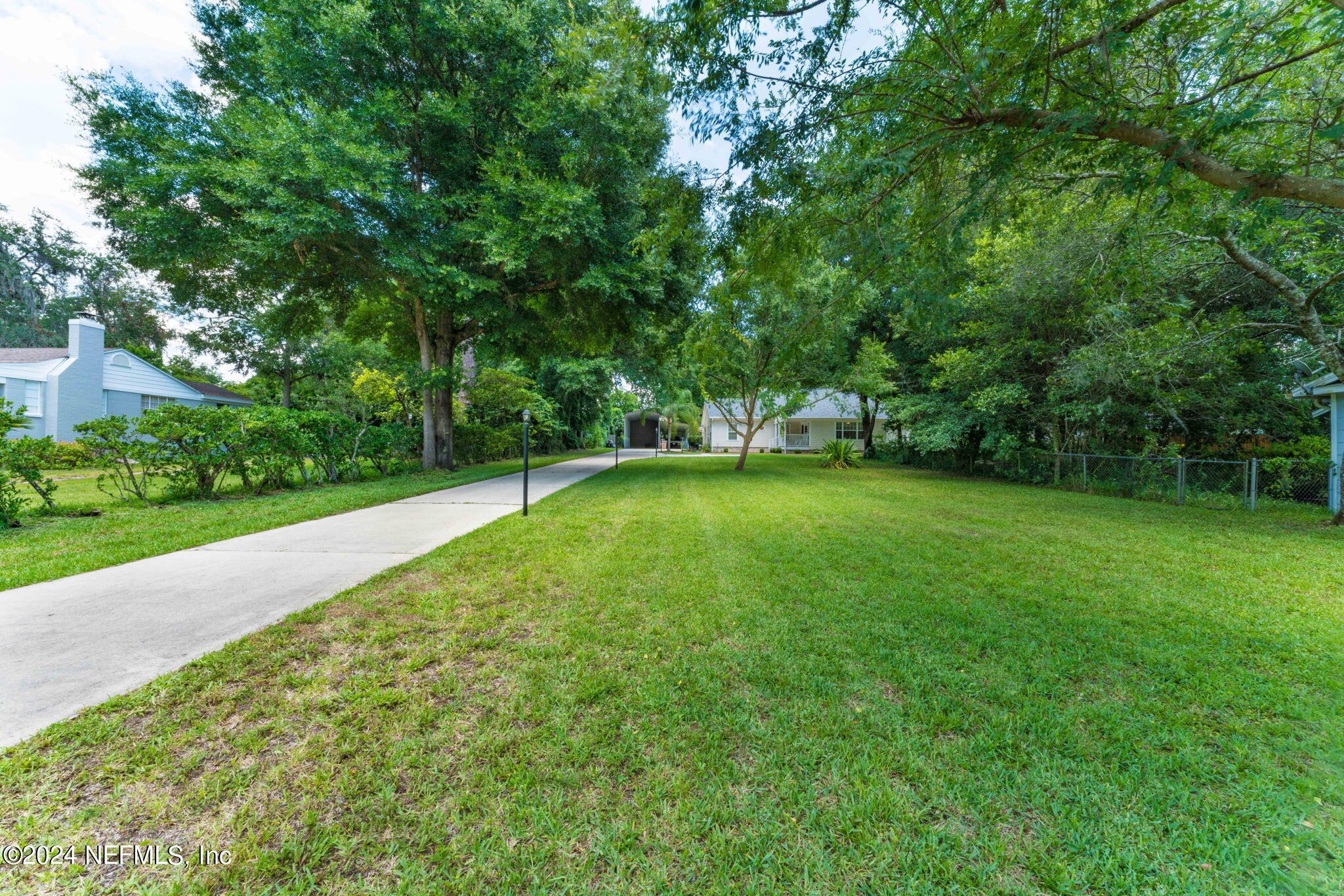 1743 PLAINFIELD Avenue