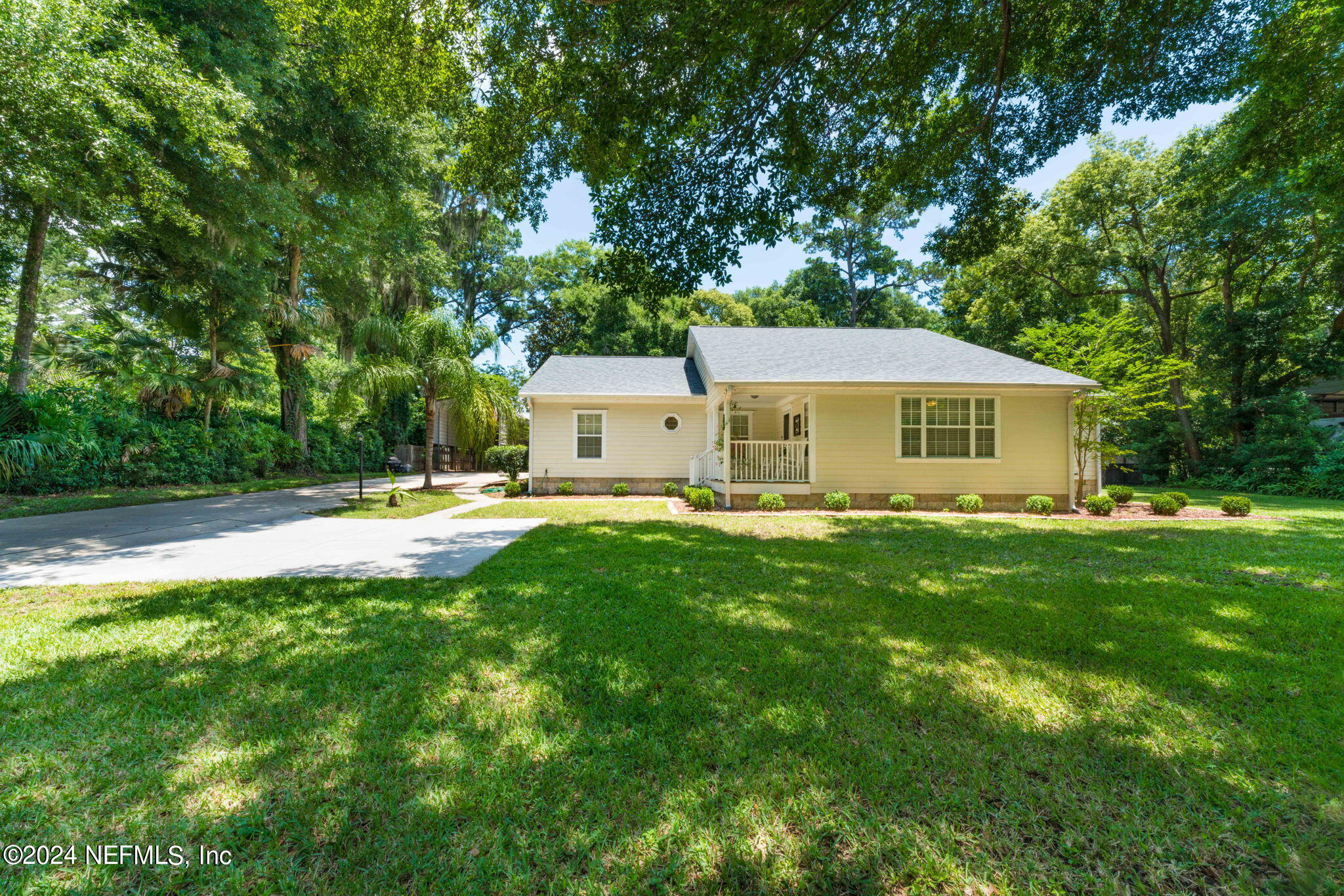 1743 PLAINFIELD Avenue