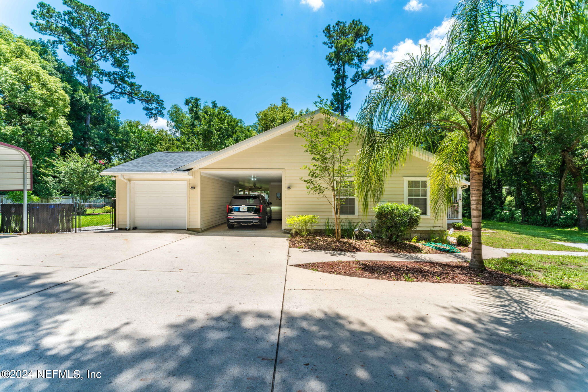 1743 PLAINFIELD Avenue