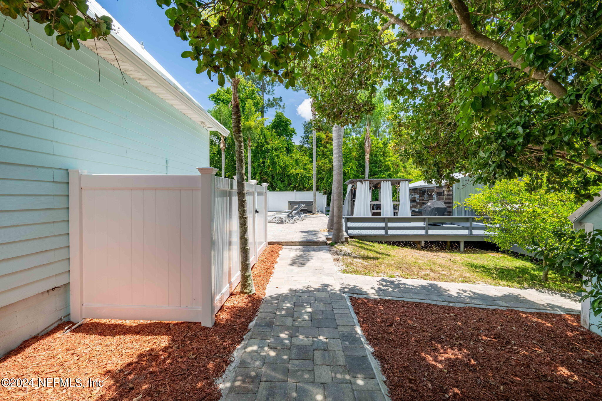 6737 HIDDEN CREEK Boulevard