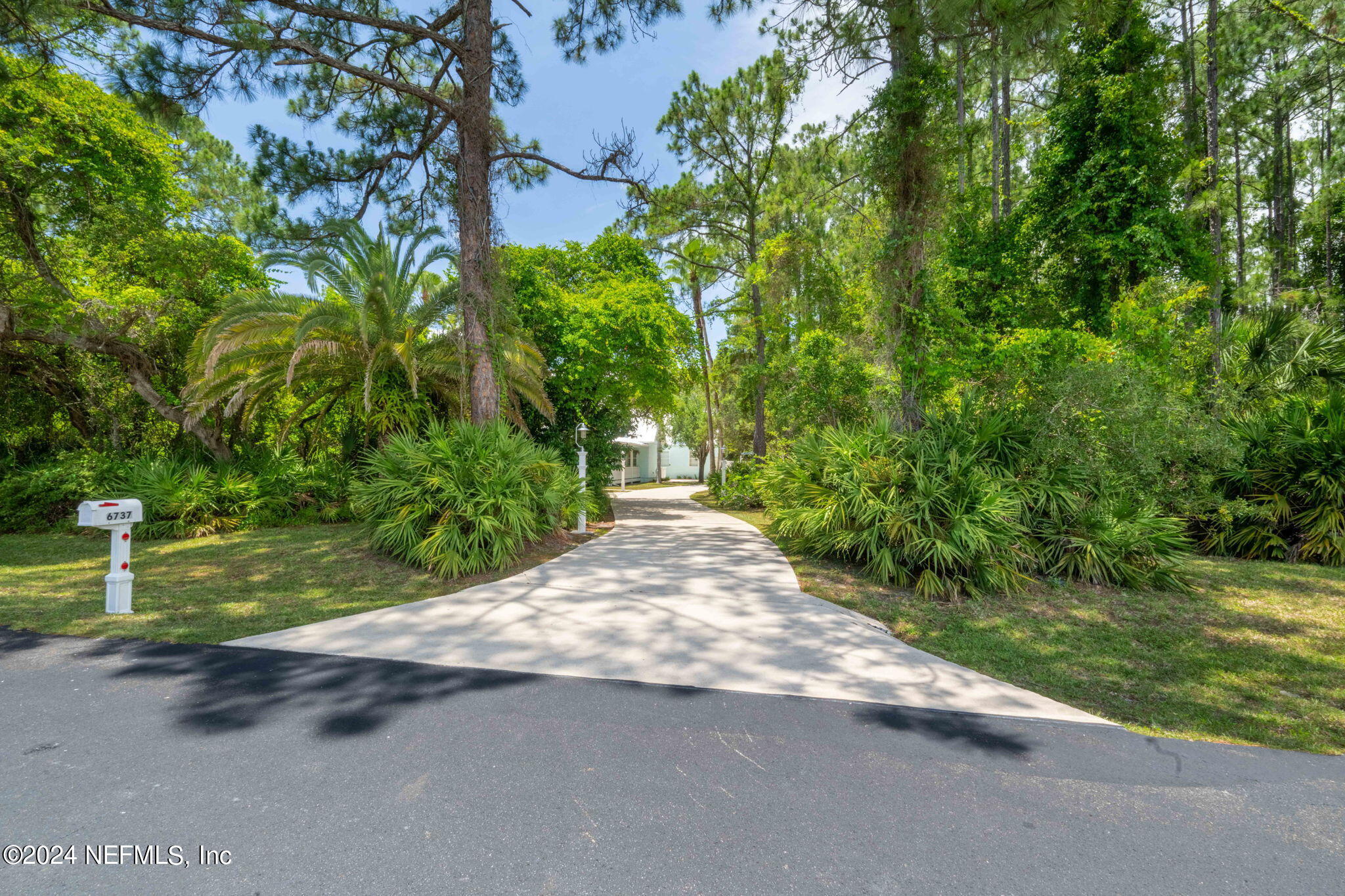 6737 HIDDEN CREEK Boulevard