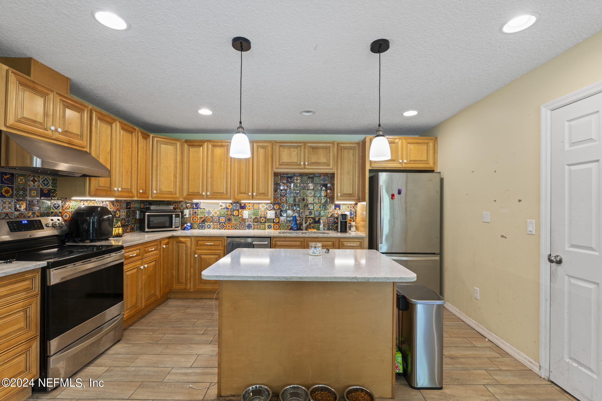 4254 FALCON RUN Lane