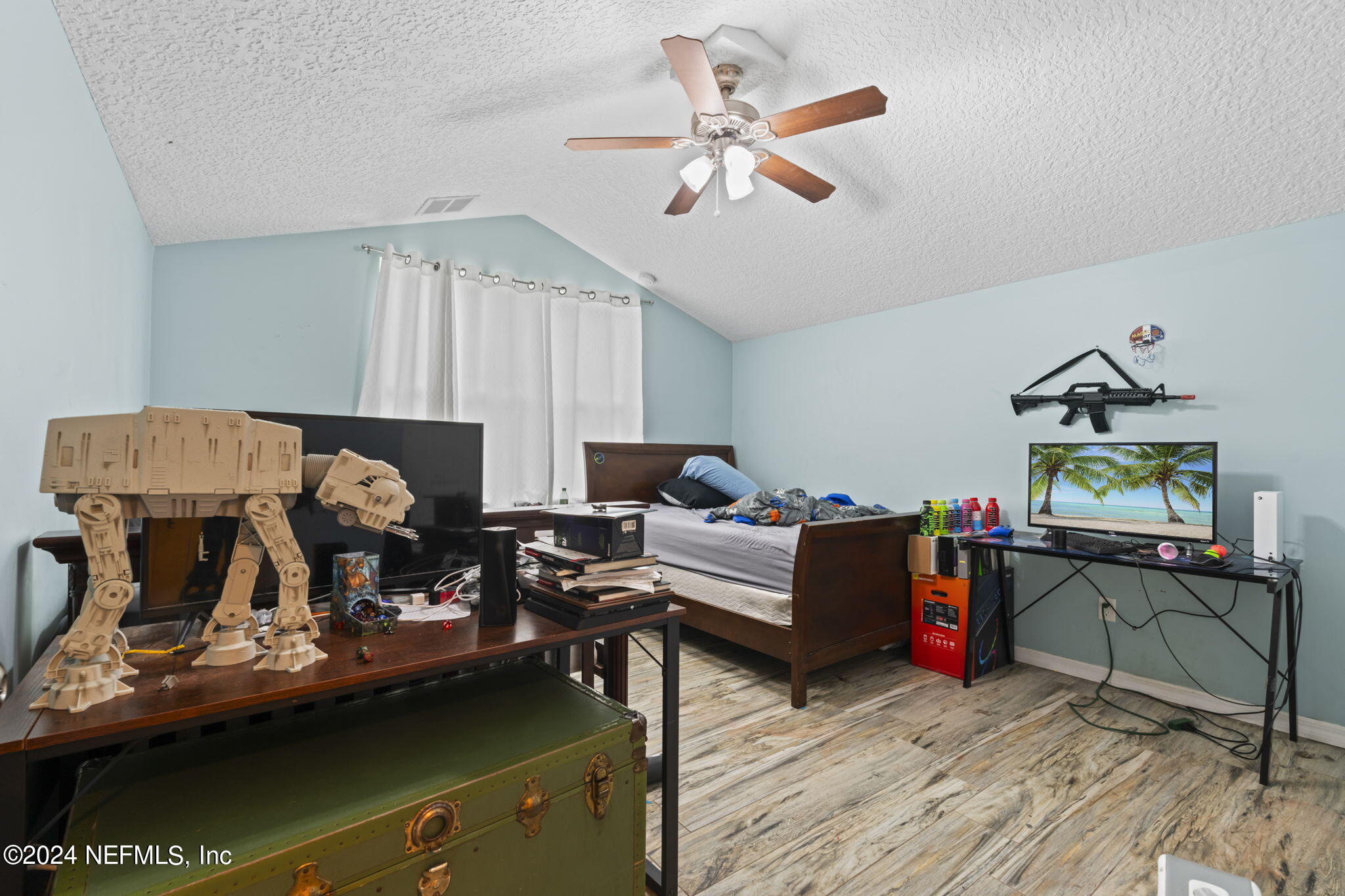 4254 FALCON RUN Lane