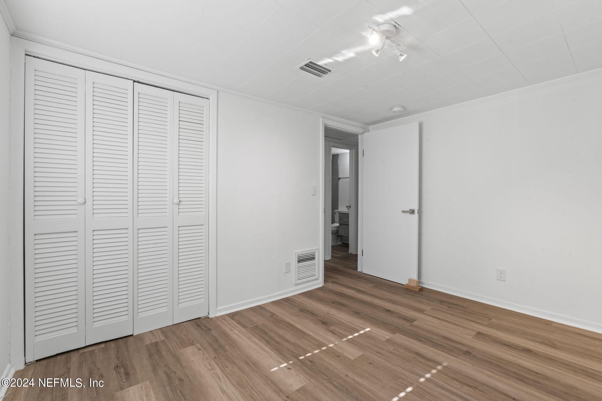 7622 HAMMOND Boulevard