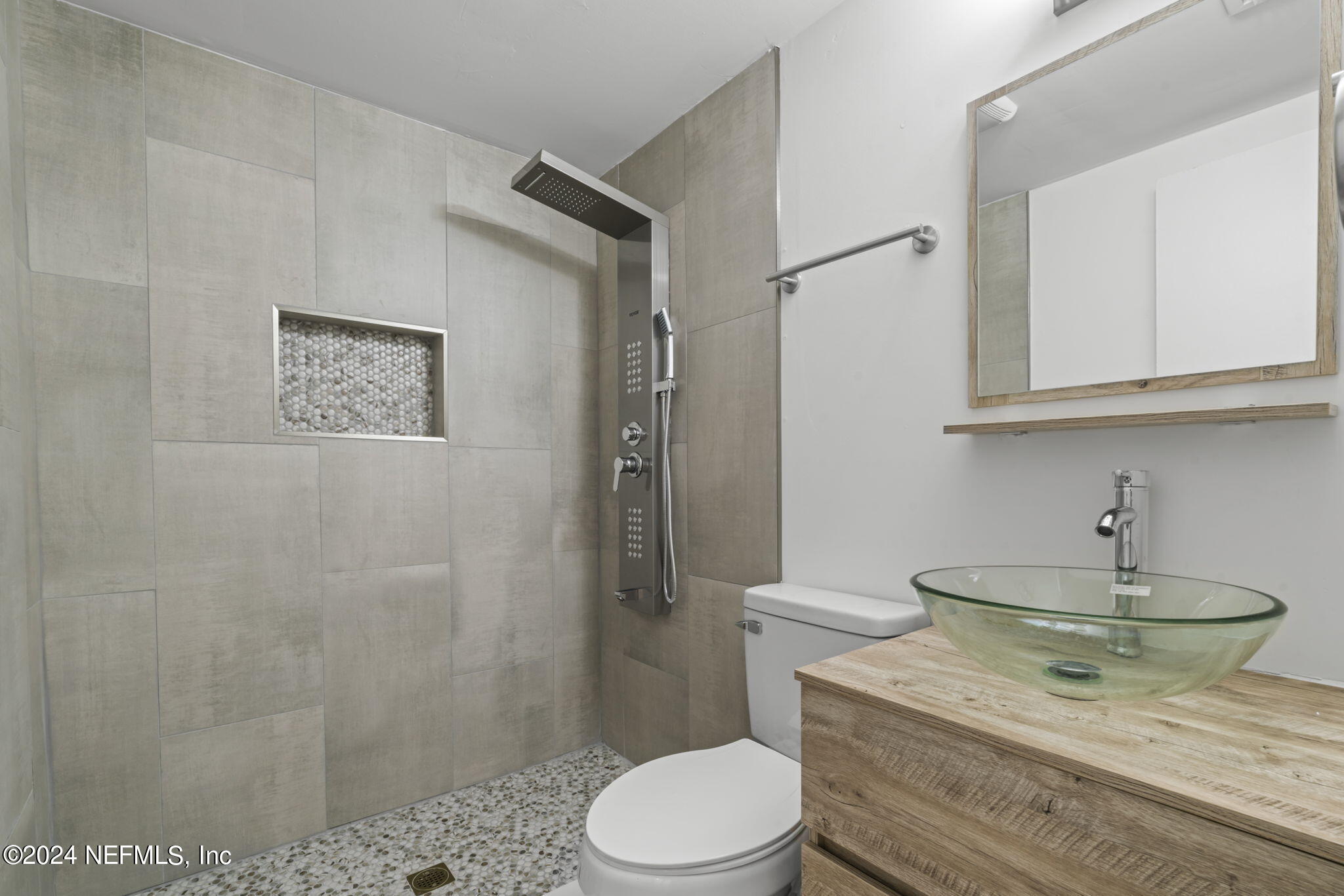 7622 HAMMOND Boulevard