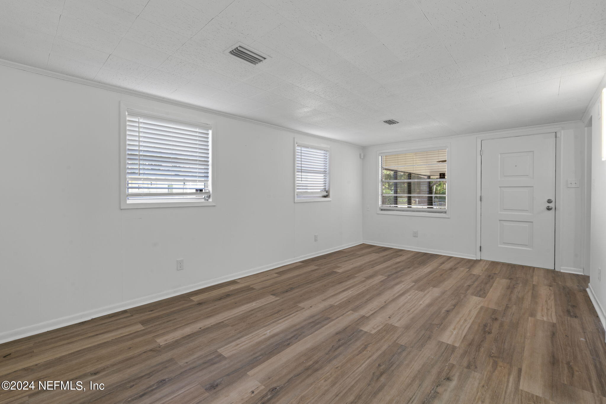 7622 HAMMOND Boulevard