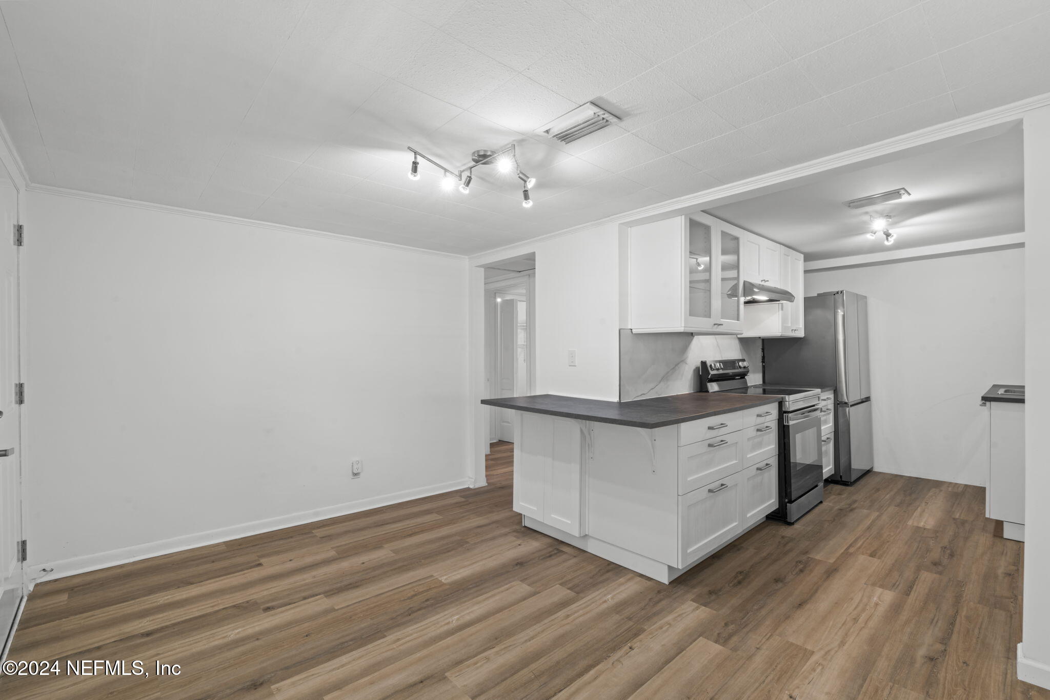 7622 HAMMOND Boulevard