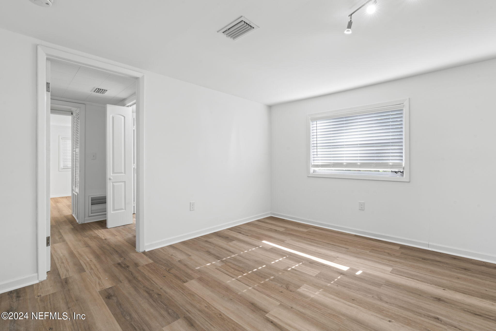 7622 HAMMOND Boulevard