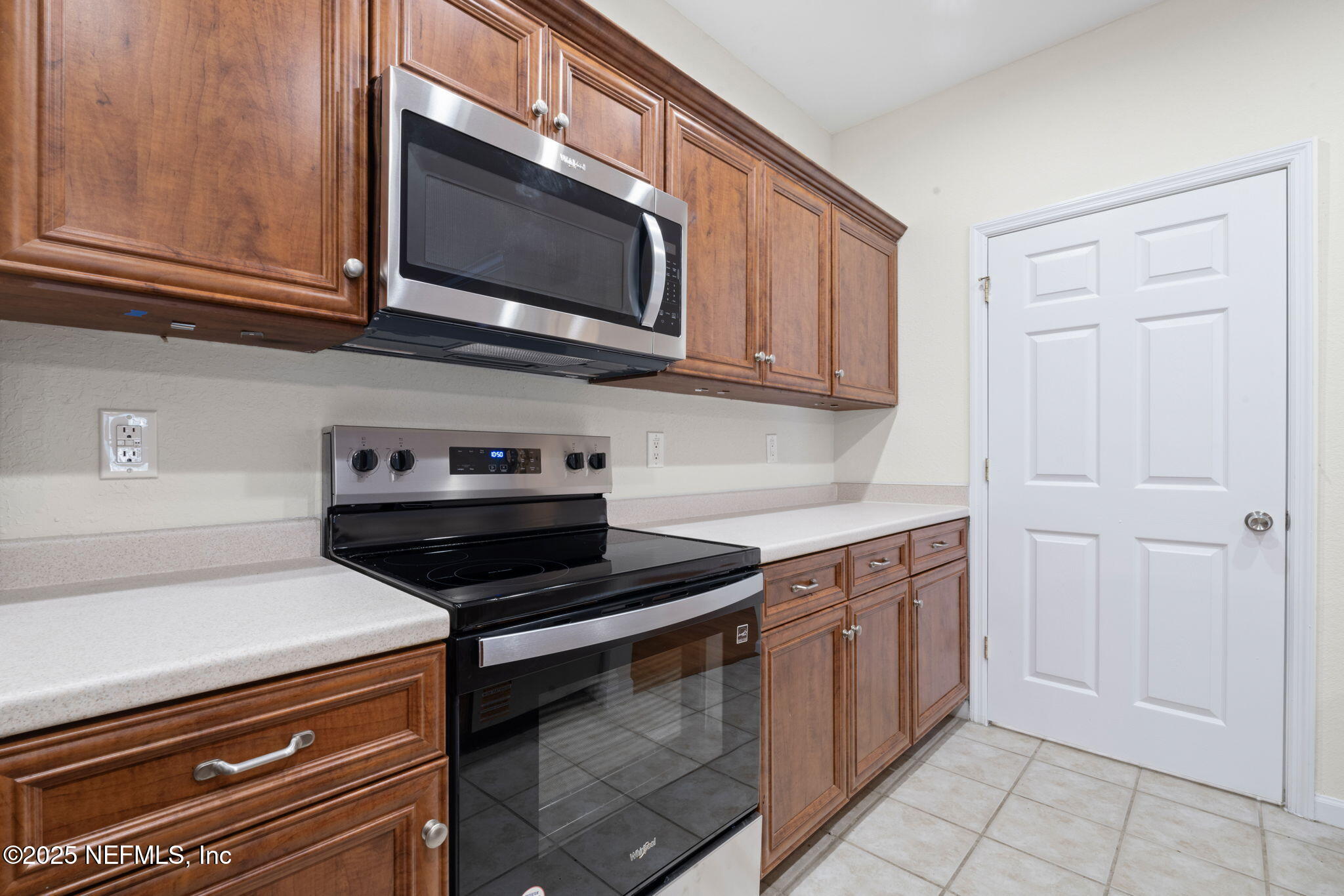 10901 BURNT MILL Road, 2204